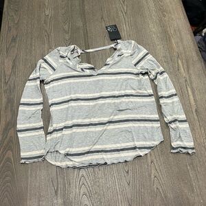 NWT Chaser Gray Striped Long Sleeve Scoop Neck T-Shirt Size M